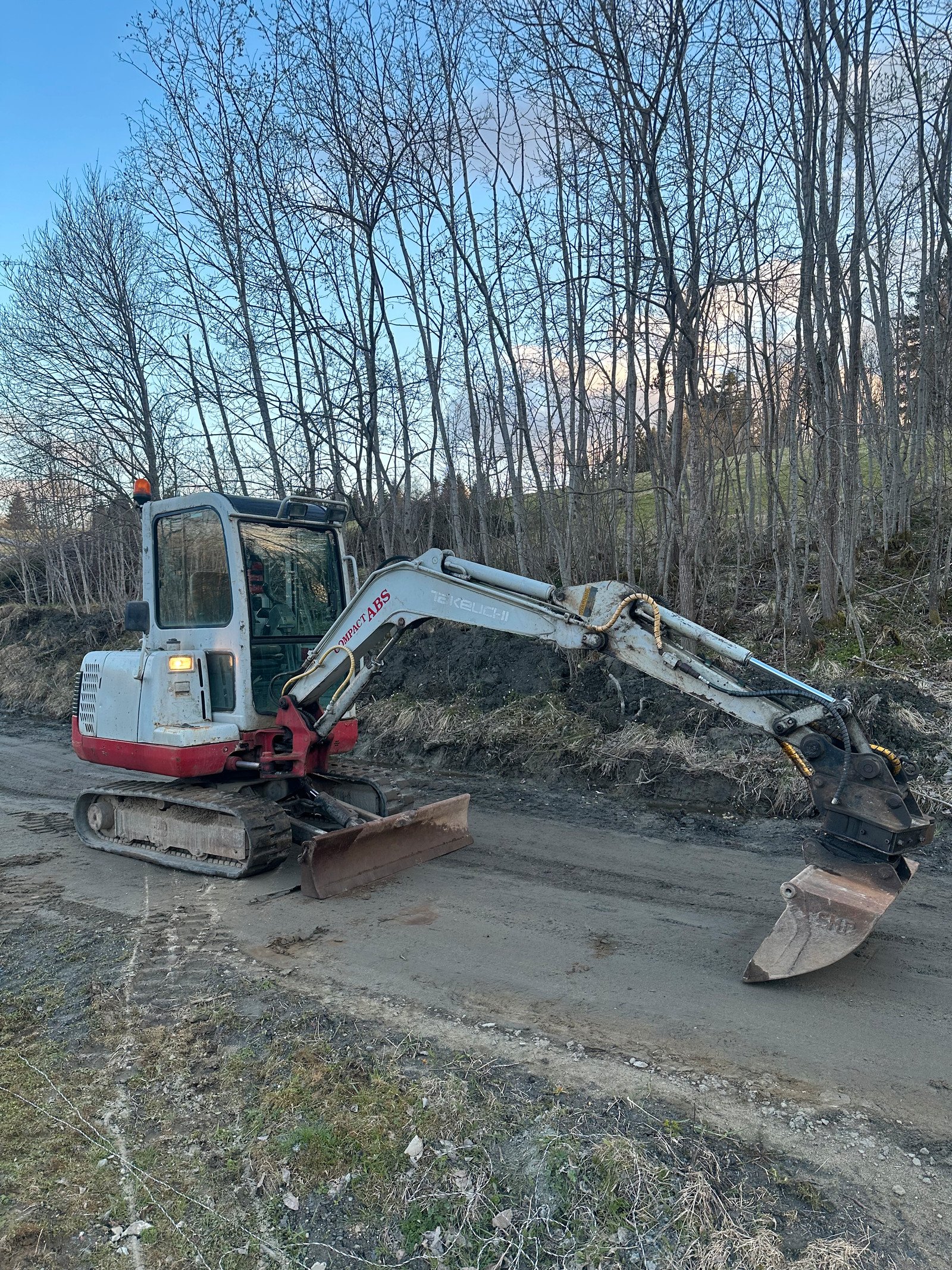 Takeuchi TB125