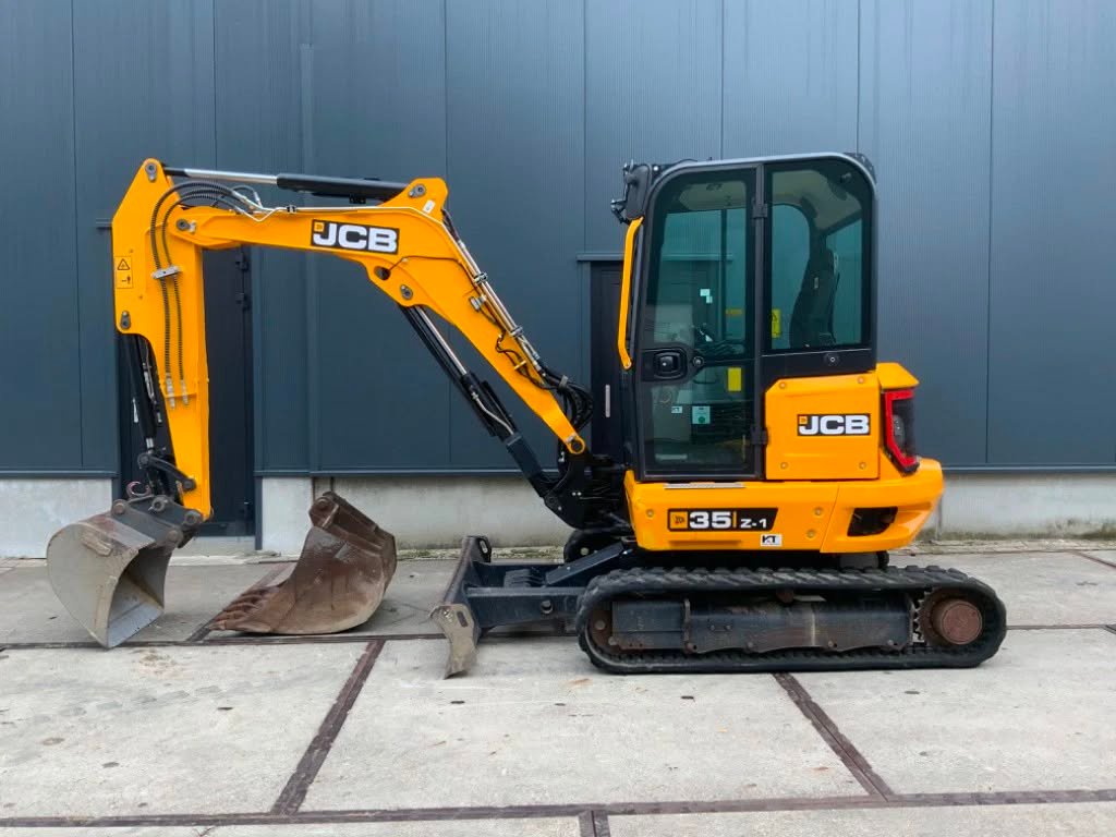 JCB 35Z
