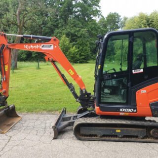 KUBOTA KX 030-4