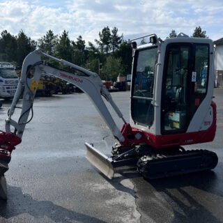 Takeuchi TB216