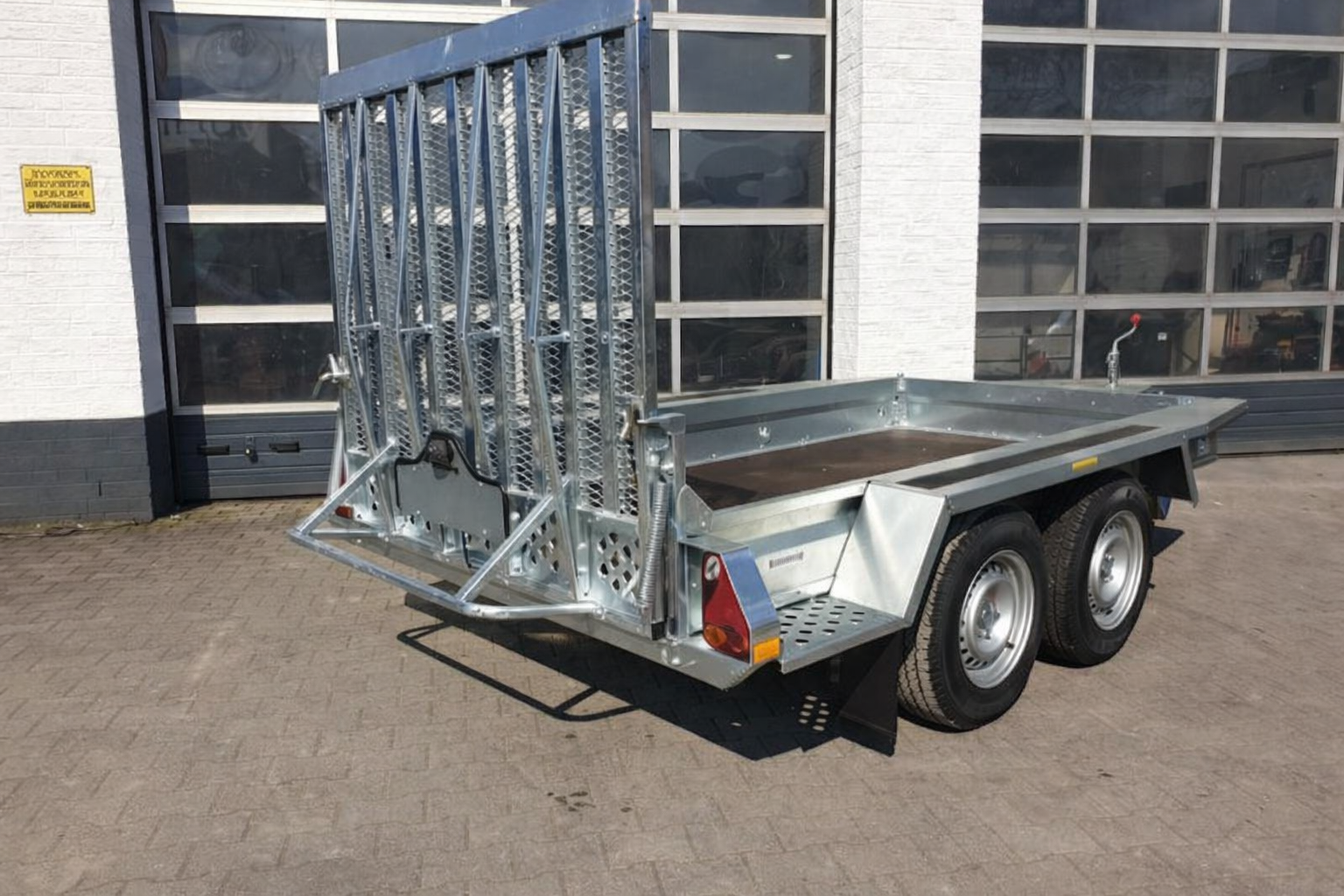 Brenderup MT 3080, charge utile nette 2350 kg