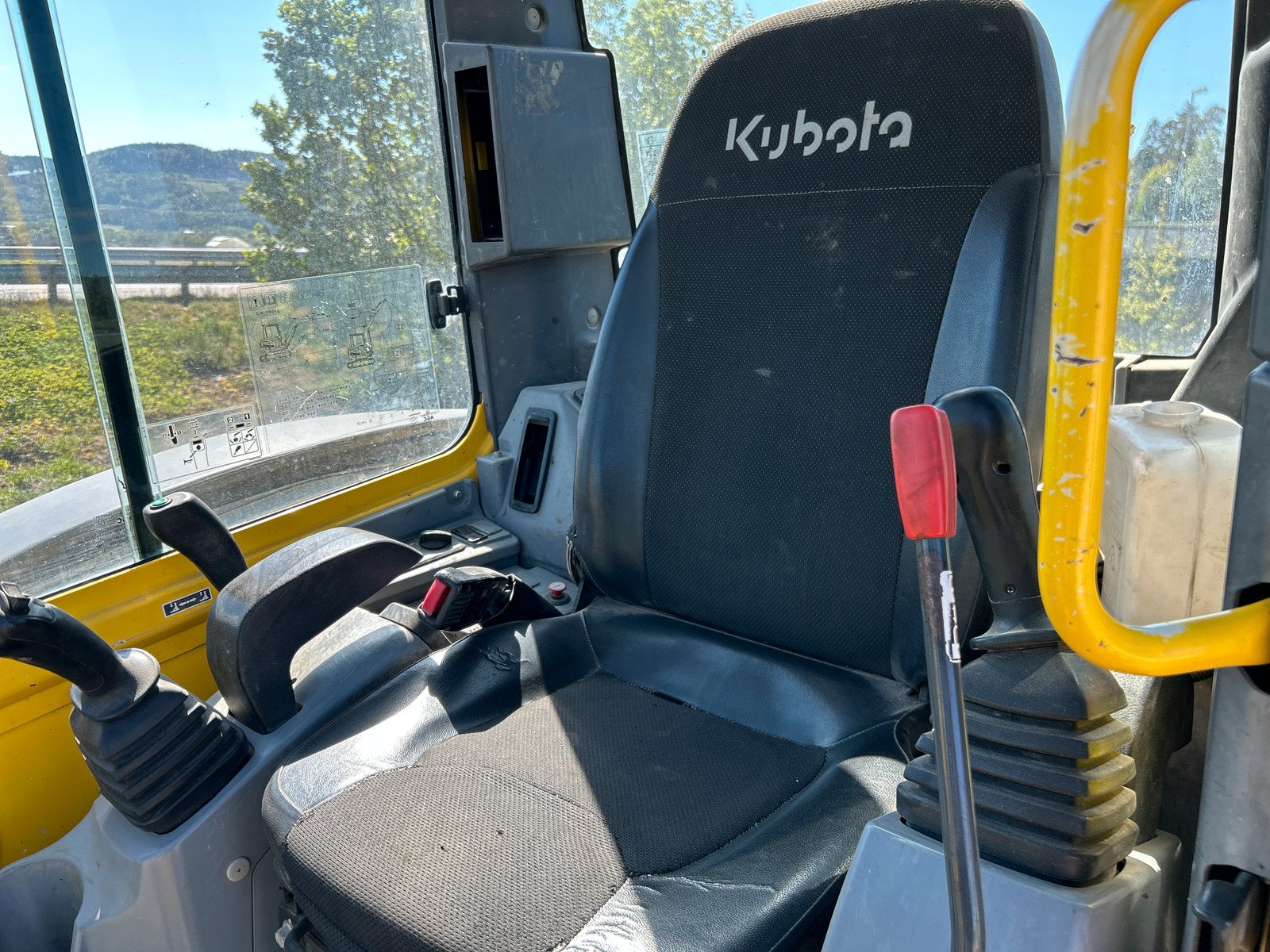 Kubota U48-4 – Image 10