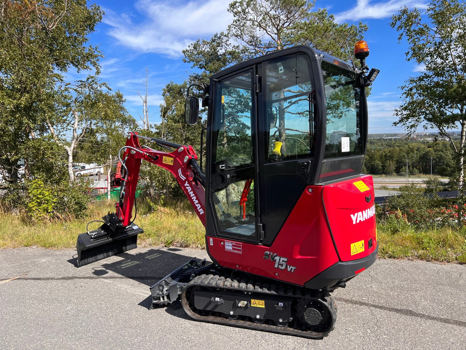Yanmar SV15VT – Image 13