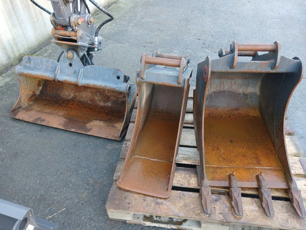 Volvo JECR25D avec armoire de charge – Image 13