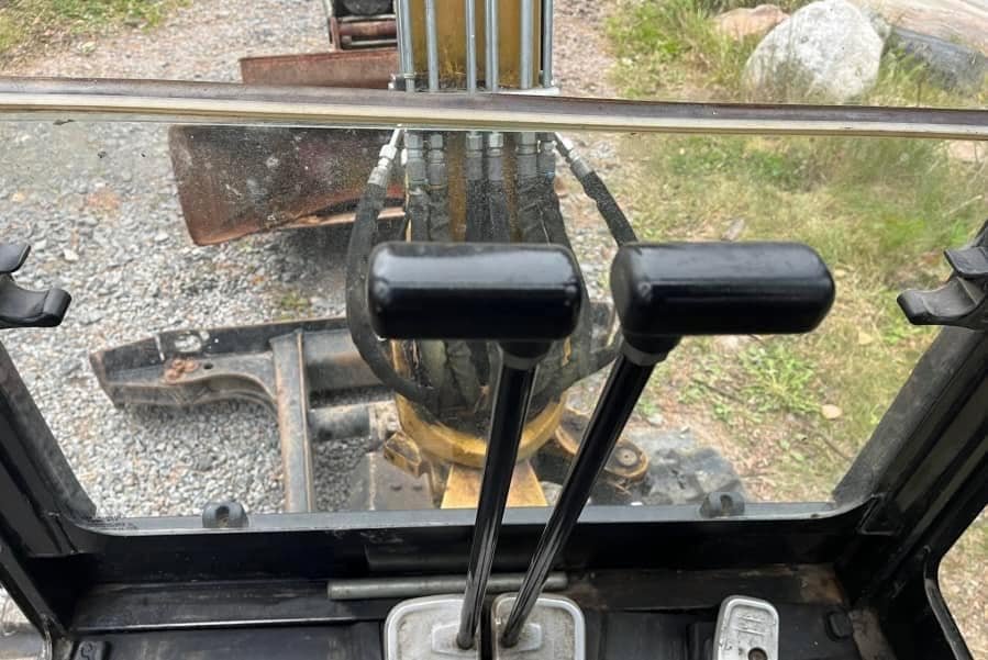 CATERPILLAR 302.2D – Image 14