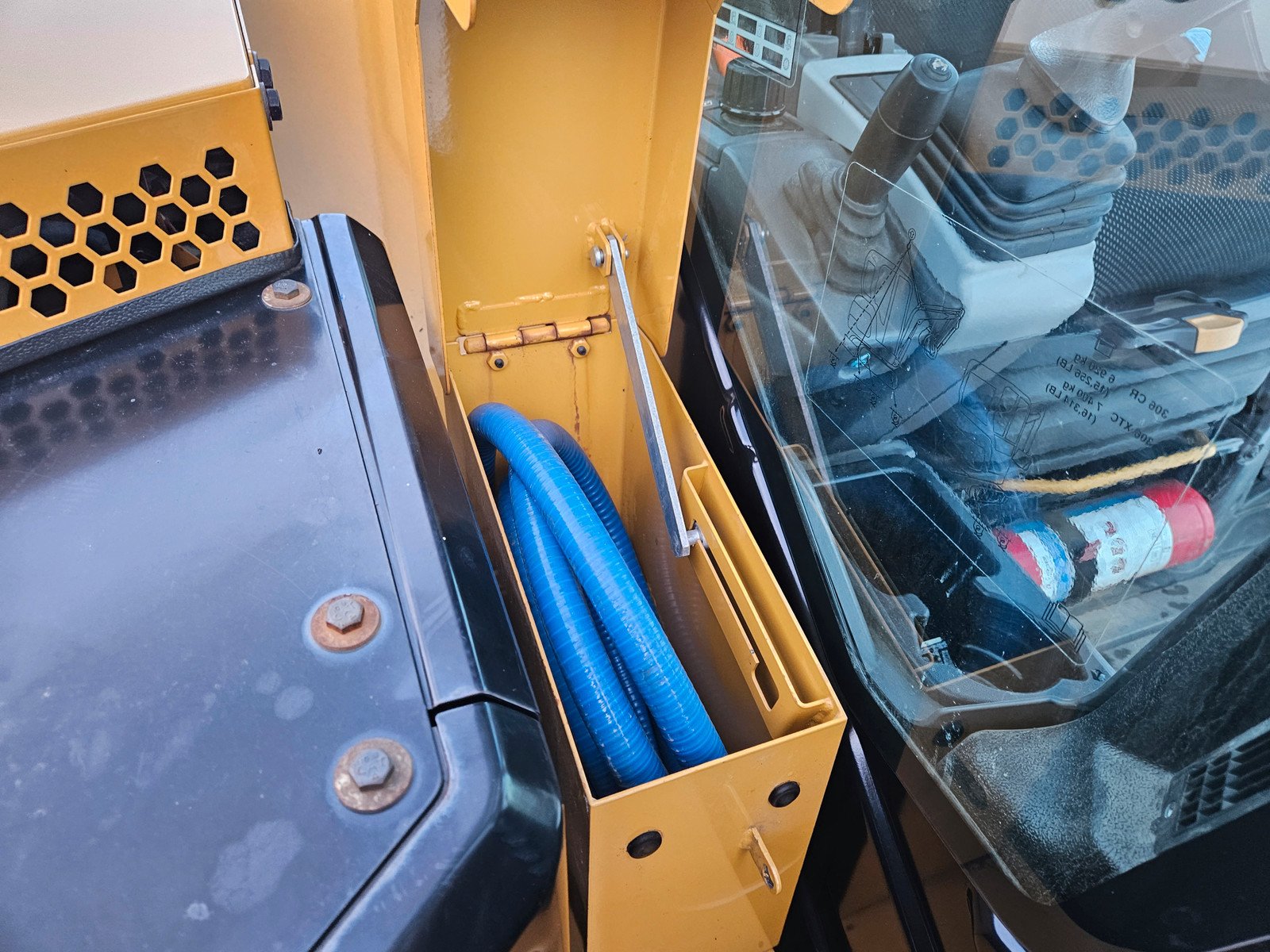 CATERPILLAR 306 CR NG – Image 18