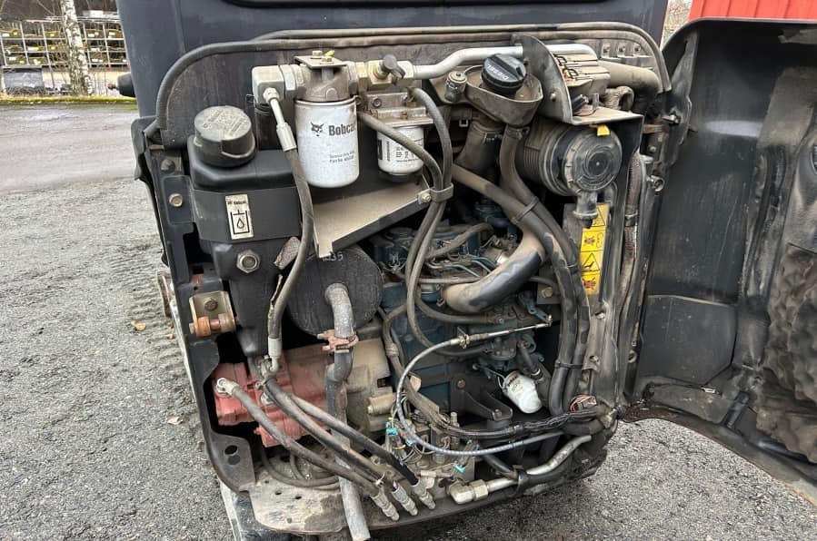 Bobcat E16 – Image 18