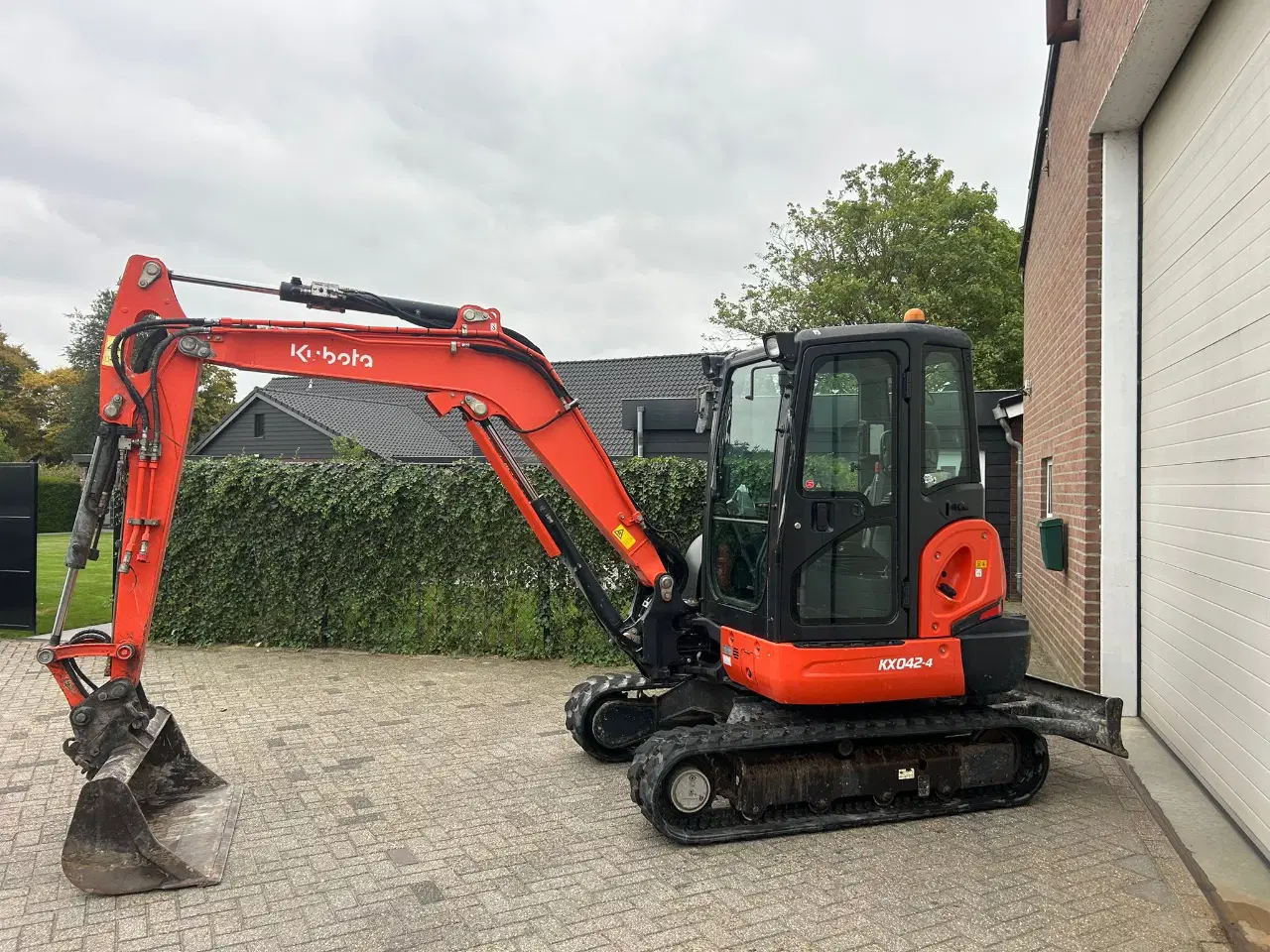 Kubota KX042-4 – Image 2