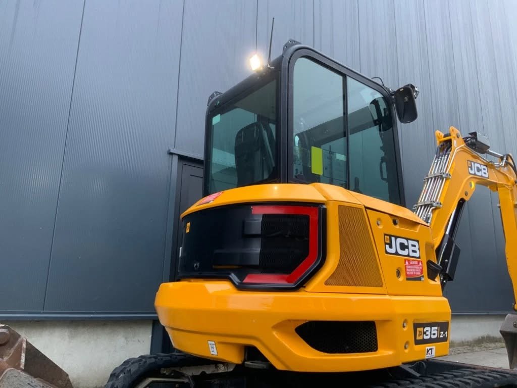 JCB 35Z – Image 2