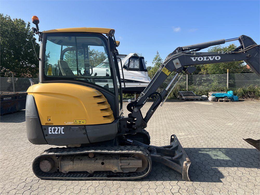 VOLVO EC27C – Image 2