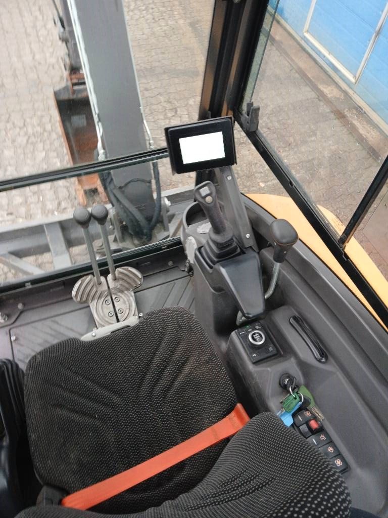 Volvo JECR25D avec armoire de charge – Image 2