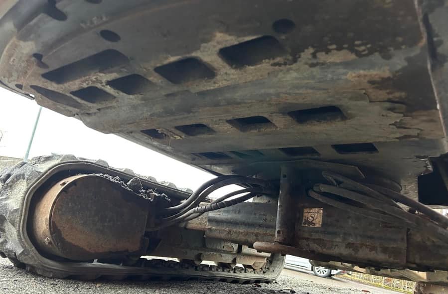 Bobcat E16 – Image 22