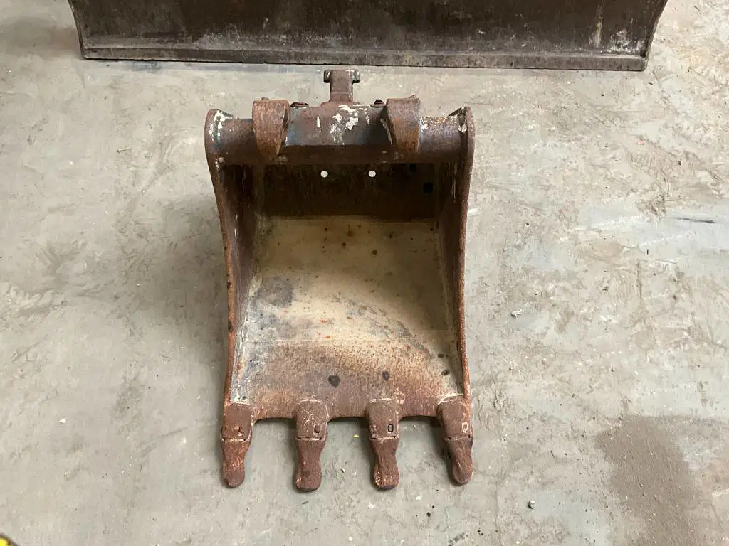 Komatsu PC 22 MR – Image 4