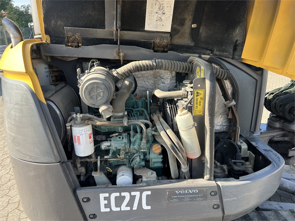 VOLVO EC27C – Image 4