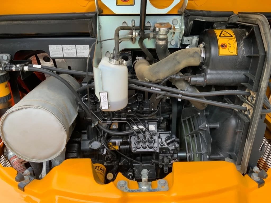 JCB 35Z – Image 5
