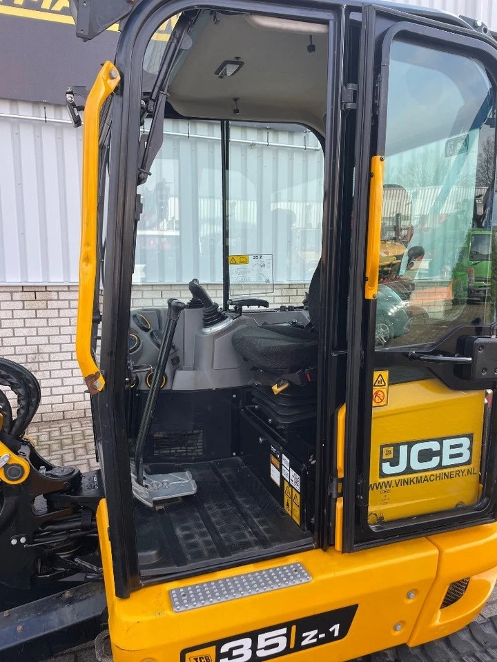 JCB 35Z – Image 6