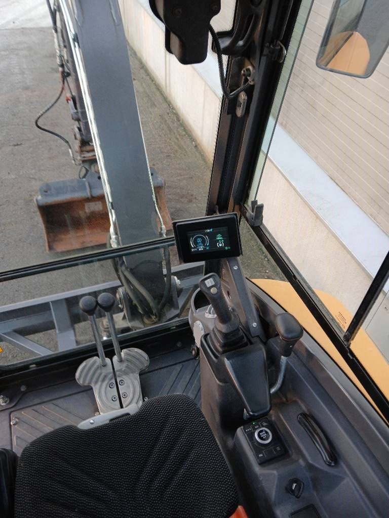 Volvo JECR25D avec armoire de charge – Image 6