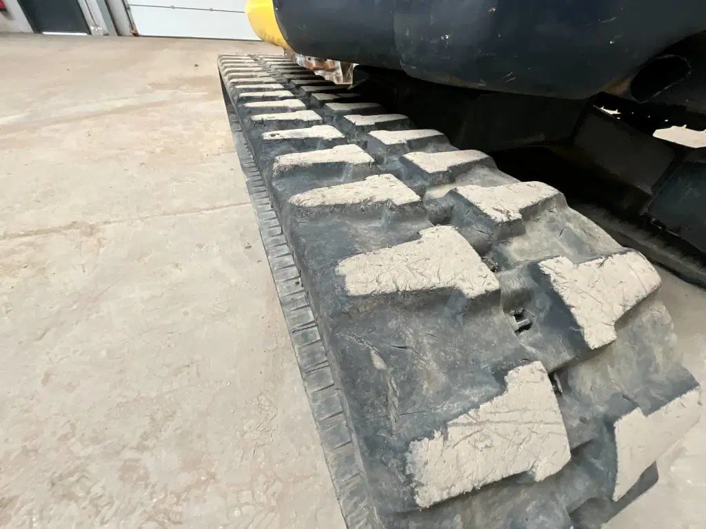 Komatsu PC 22 MR – Image 7