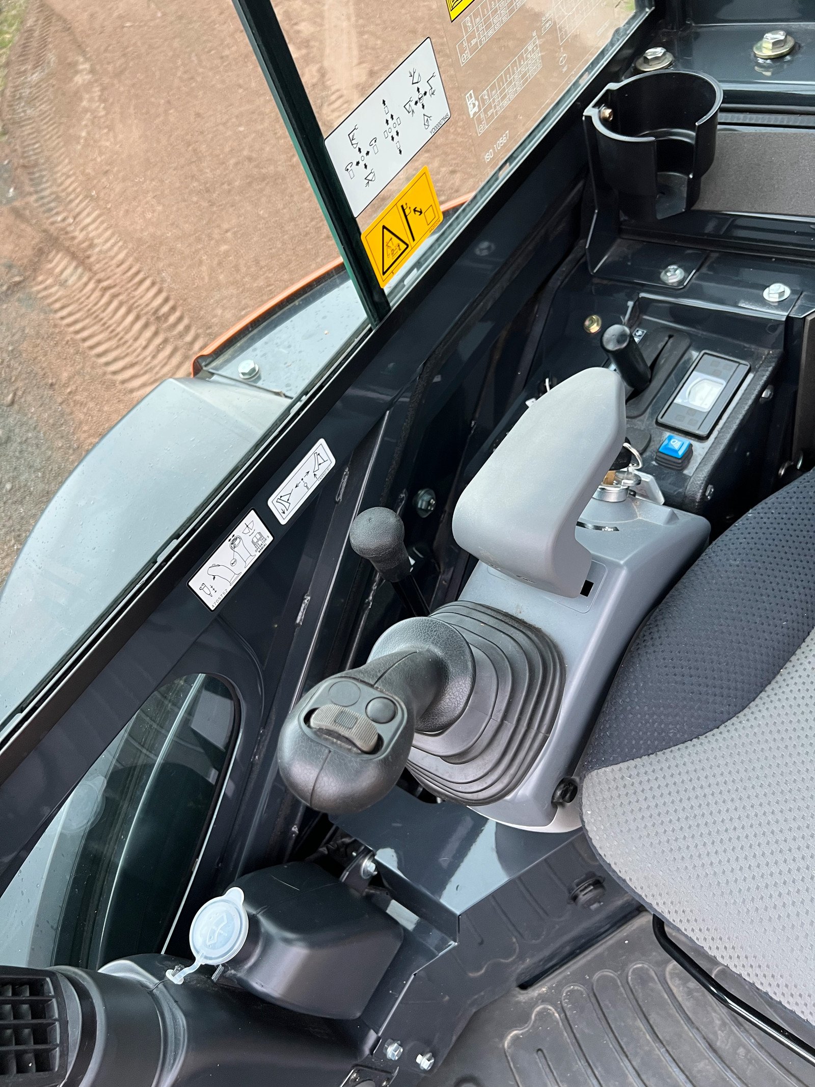 Hitachi ZX 26U-5 – Image 7