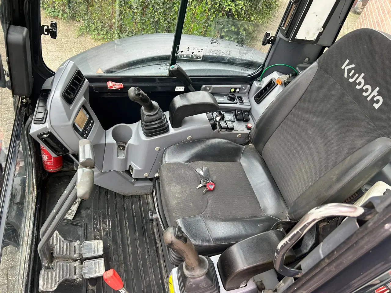 Kubota KX042-4 – Image 8