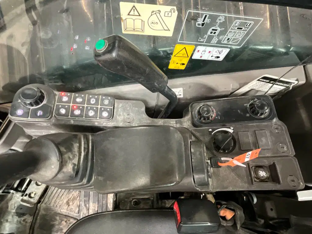 Kubota U 50-5 – Image 7