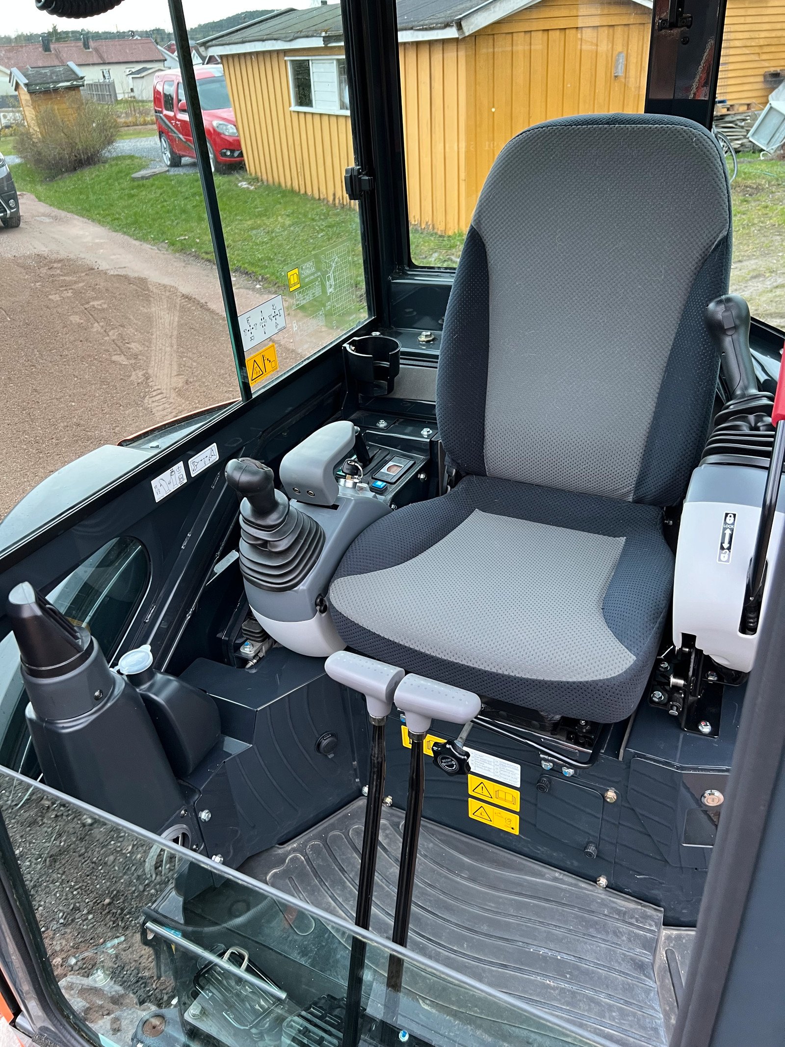 Hitachi ZX 26U-5 – Image 9