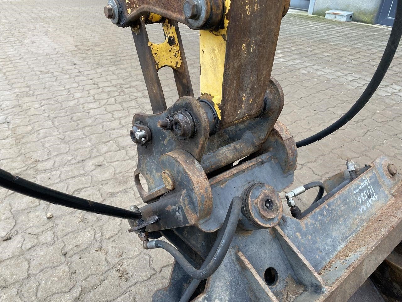 KOMATSU PC20MR-2 – Image 8