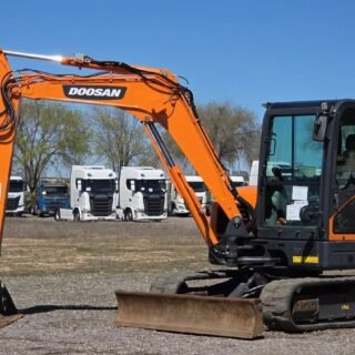 Doosan DX63-3