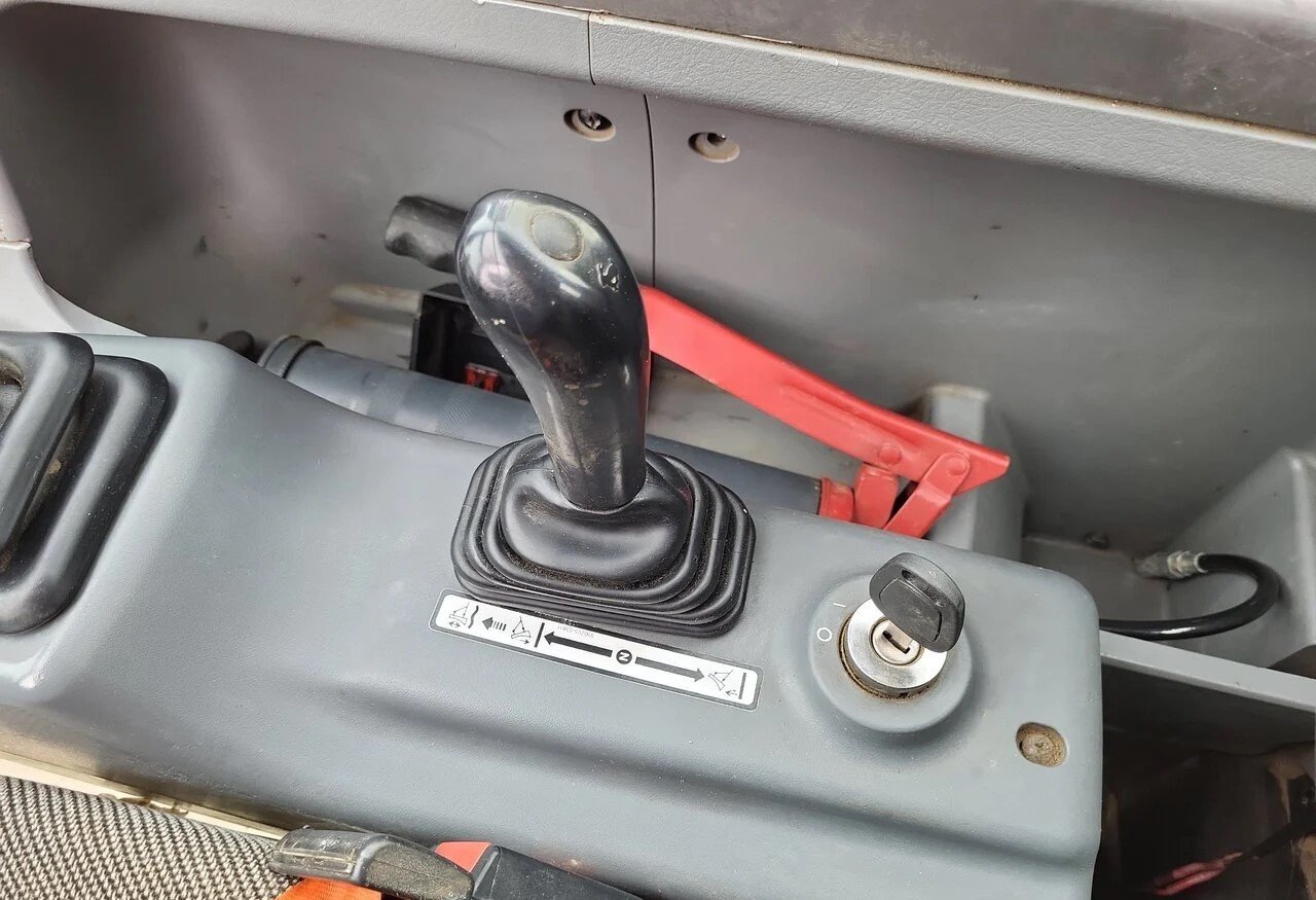 Doosan DX63-3 – Image 19