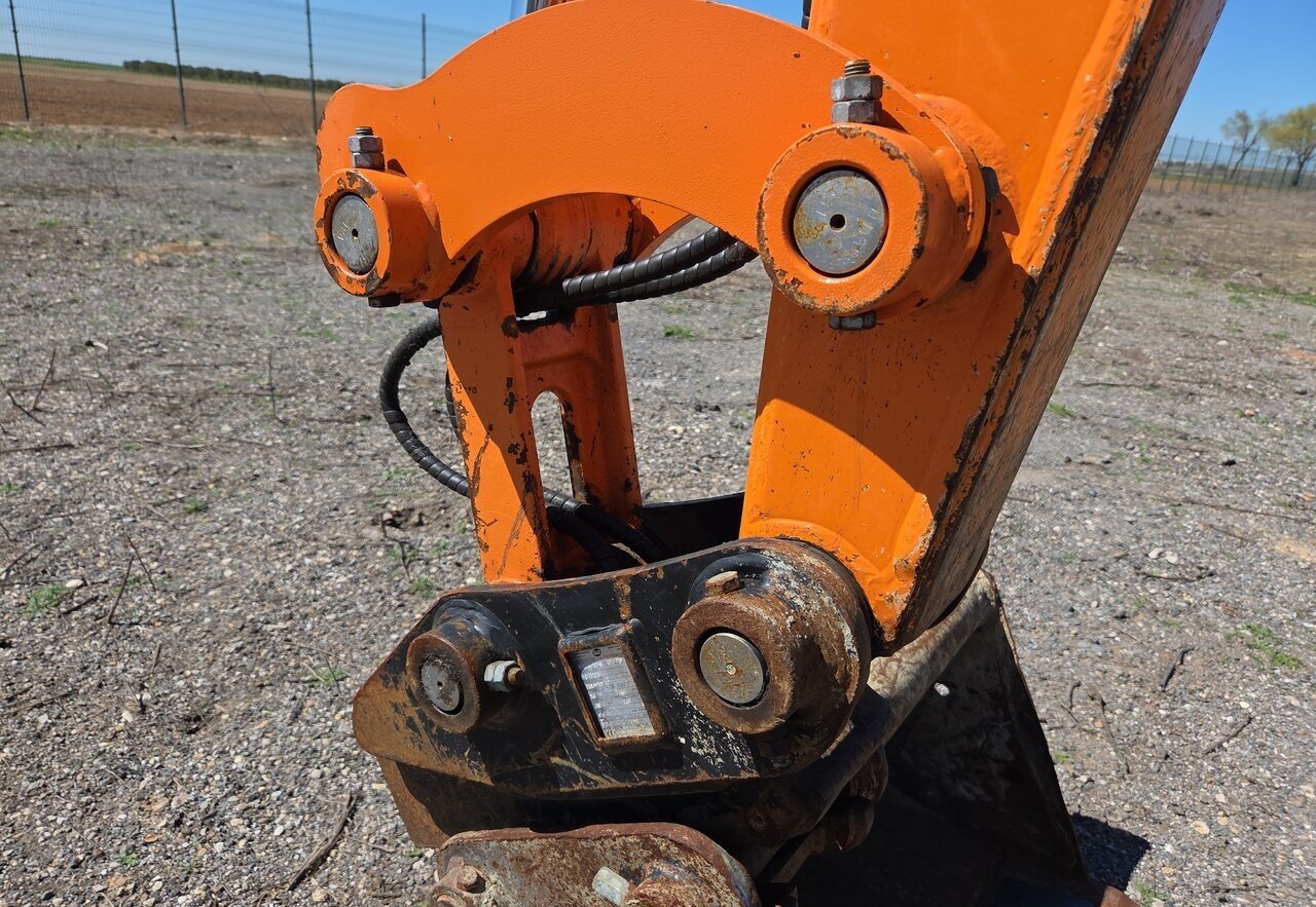 Doosan DX63-3 – Image 6