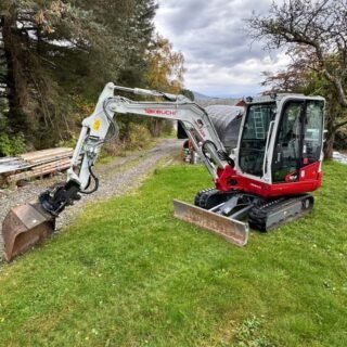 Takeuchi TB 240